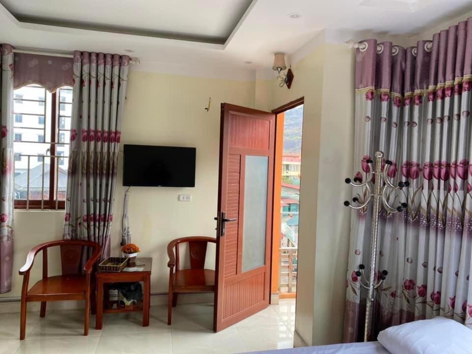 Nha Nghi Viet Nhat Meo Vac Buitenkant foto